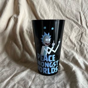 Rick and Morty 2017 Peace Amongst Worlds glass